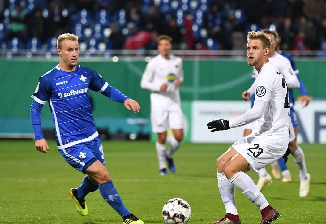 不应被一场 不应被一场